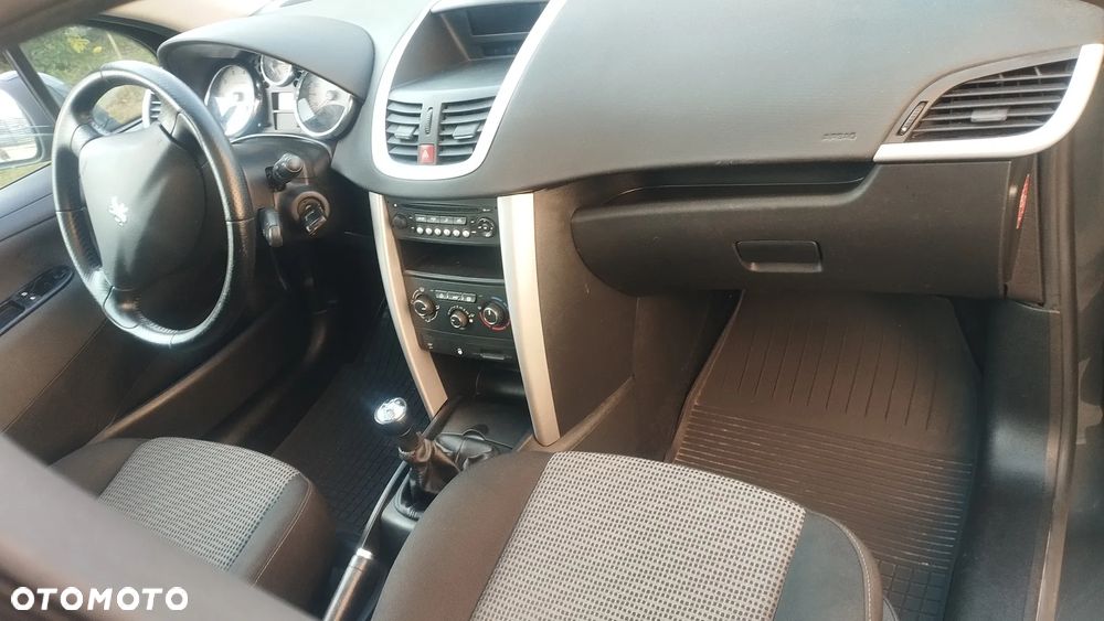 Peugeot 207 120 Premium - 24