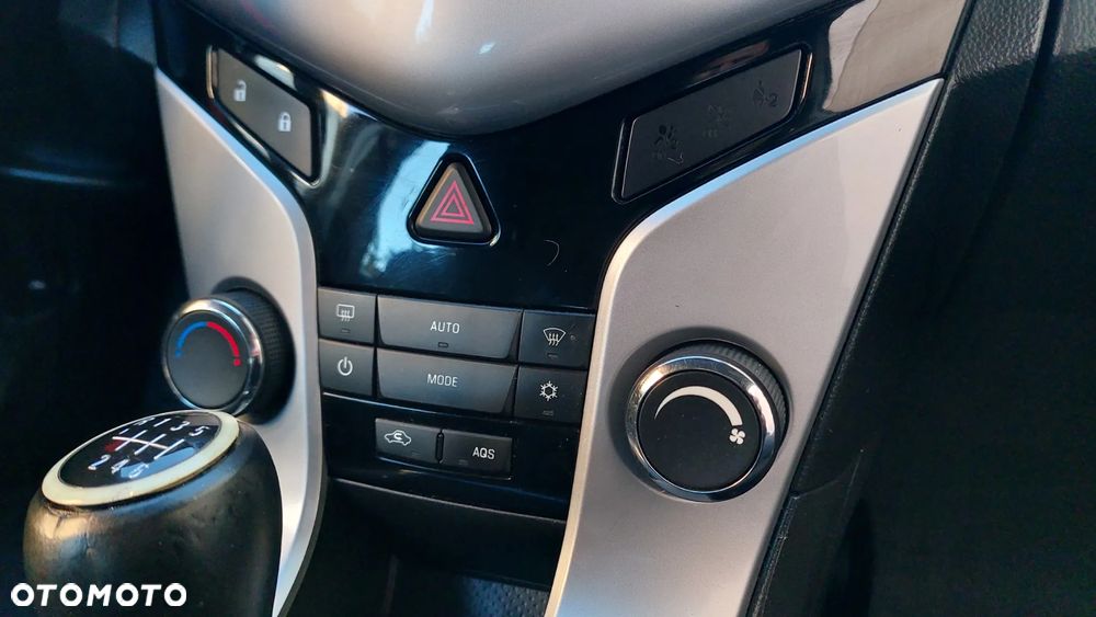 Chevrolet Cruze Station Wagon 1.4T LTZ - 20