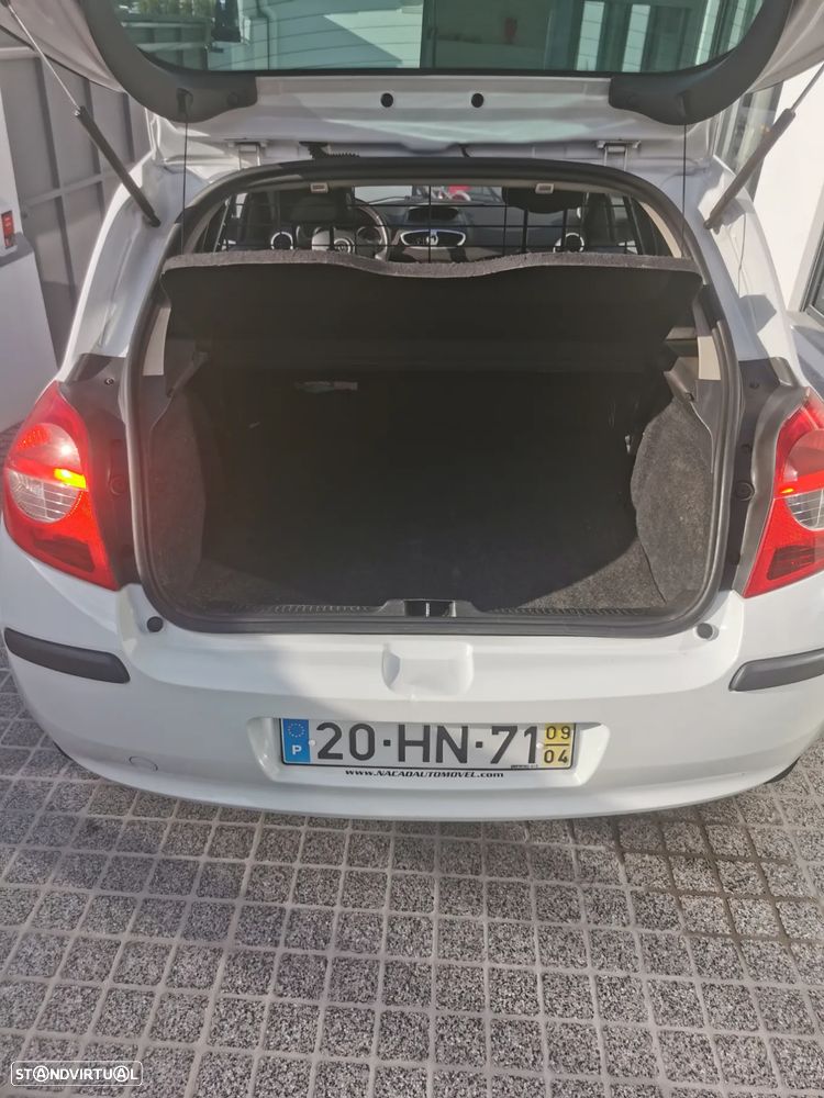 Renault Clio 1.5 dCi Confort - 10