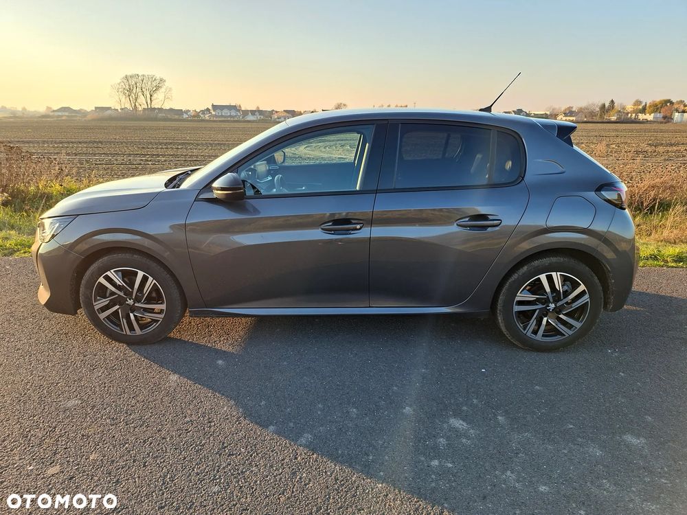 Peugeot 208 Benzin 100 Allure - 4