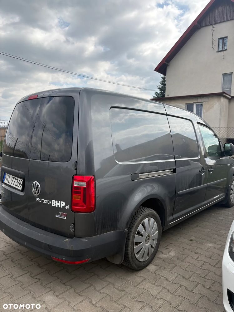Volkswagen Caddy Maxi - 4