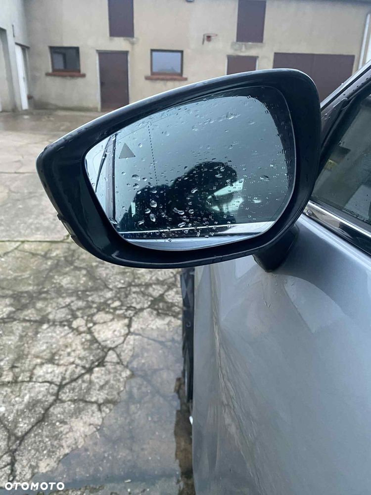 Mazda 3 SKYACTIV-G 2.0 M-Hybrid 150 - 10