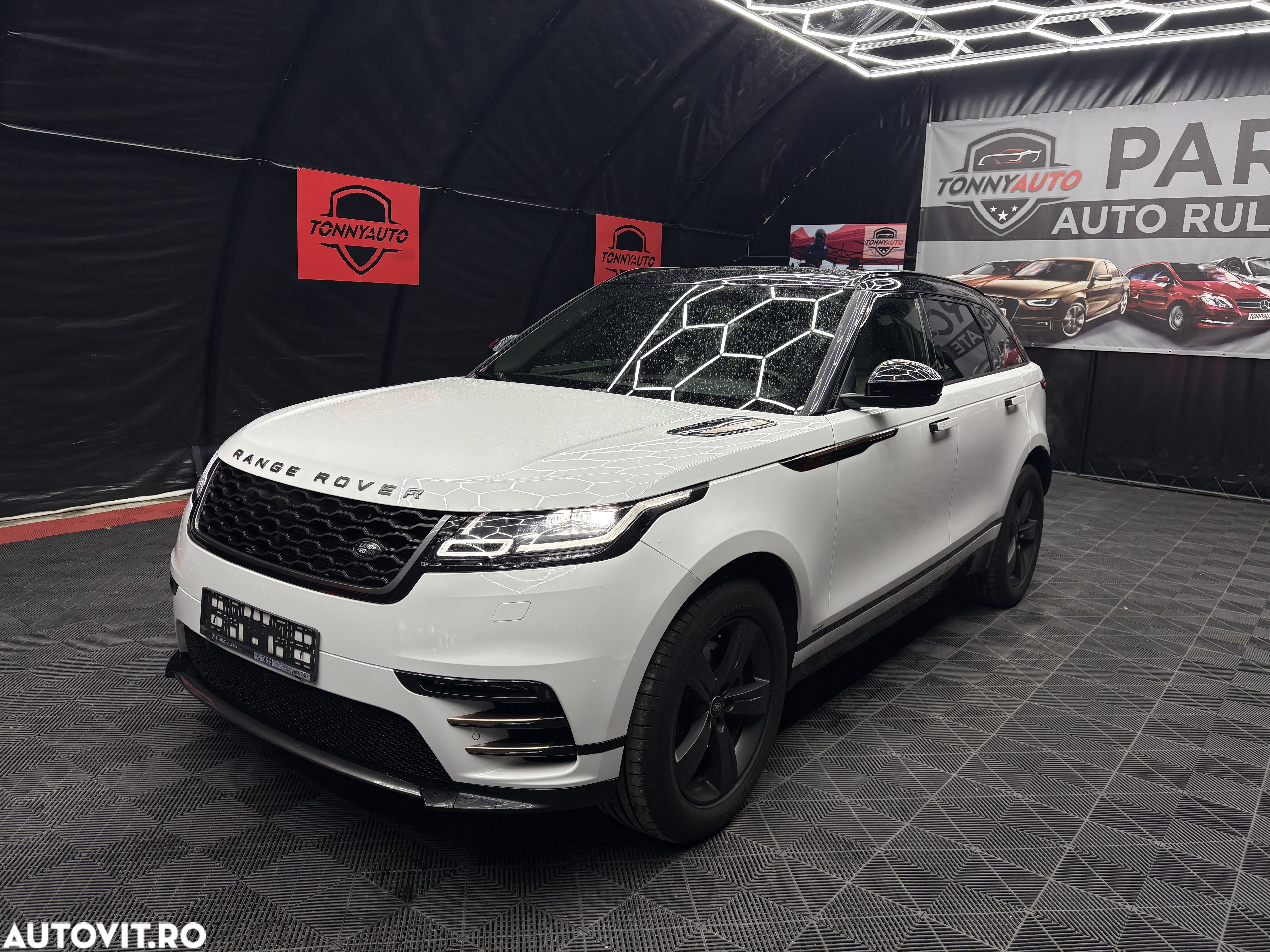 Land Rover Range Rover Velar 3.0 R-Dynamic S - 1