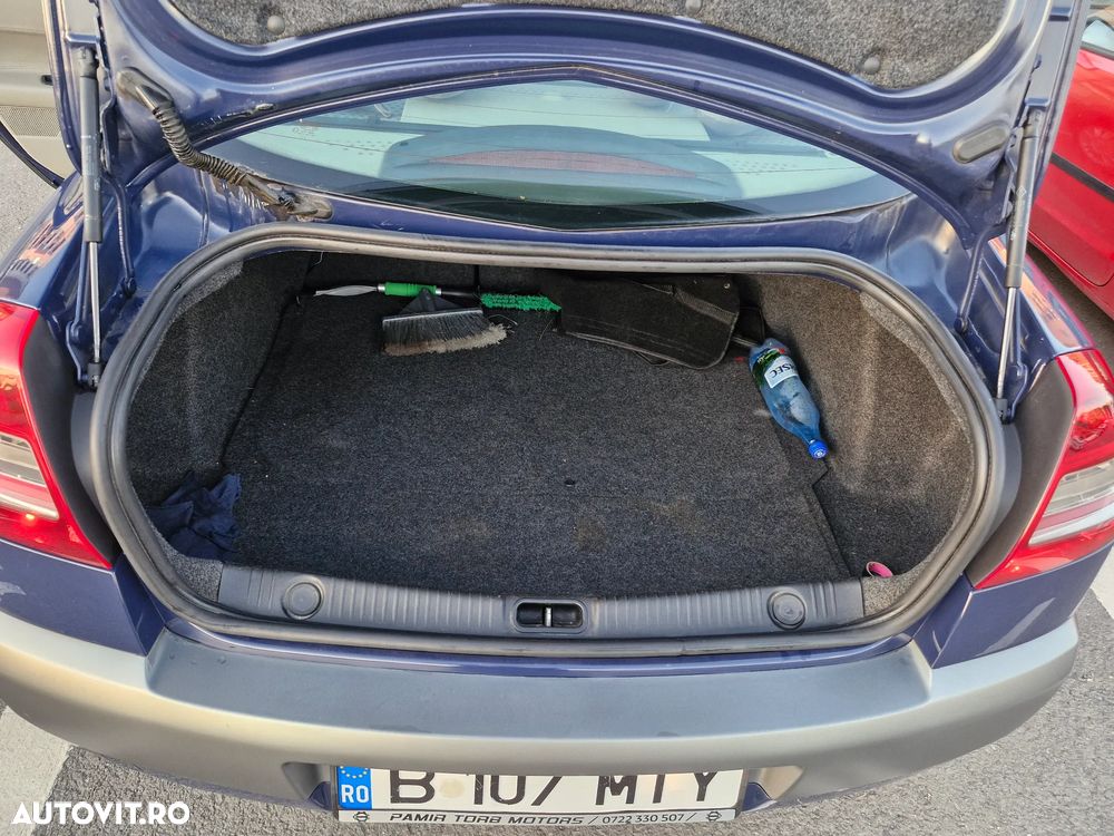 Renault Megane II 1.5 dCi Privilege - 8