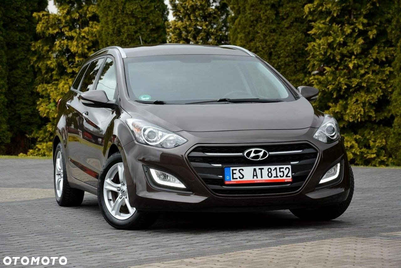 Hyundai i30 Kombi 1.4 Trend - 8