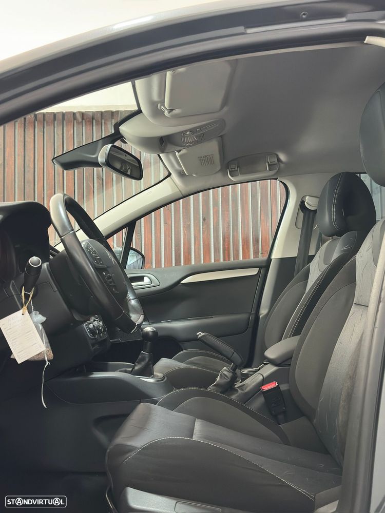 Citroën C4 1.6 VTi Seduction - 9