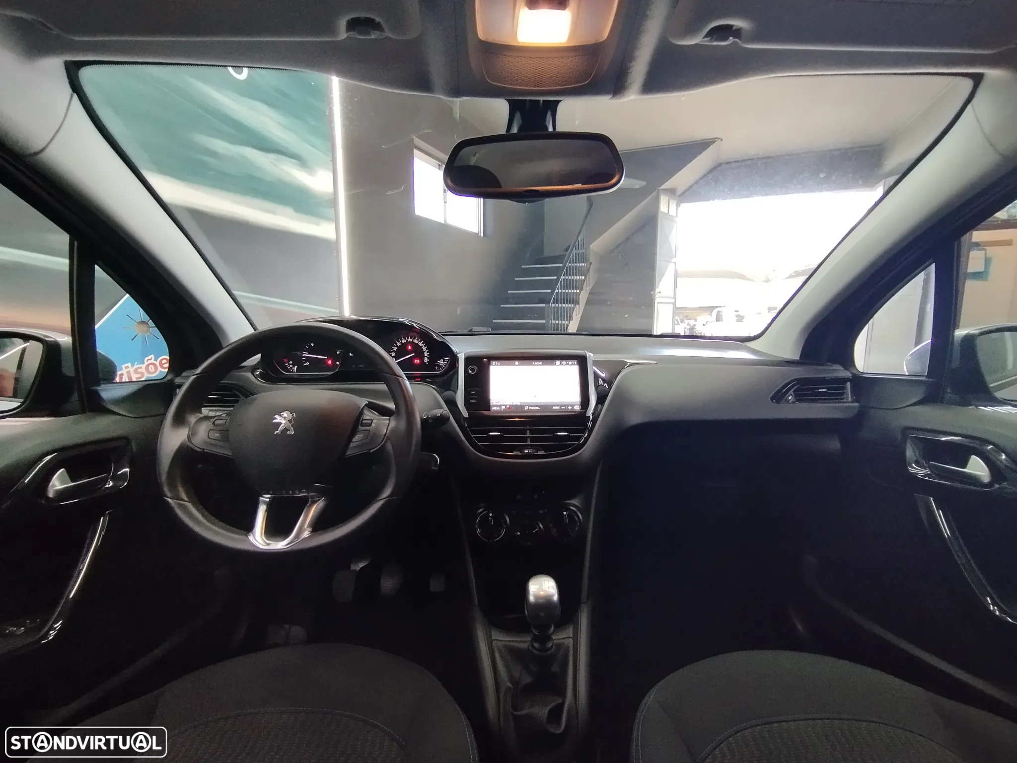 Peugeot 208 1.5 BlueHDi Signature - 14