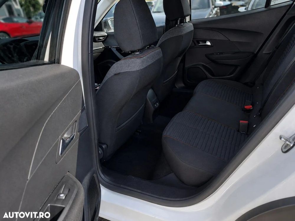 Peugeot 2008 - 23