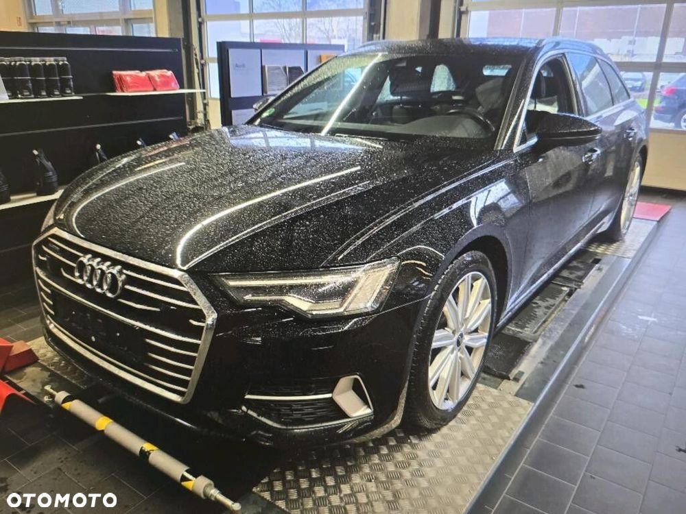 Audi A6 Avant - 1