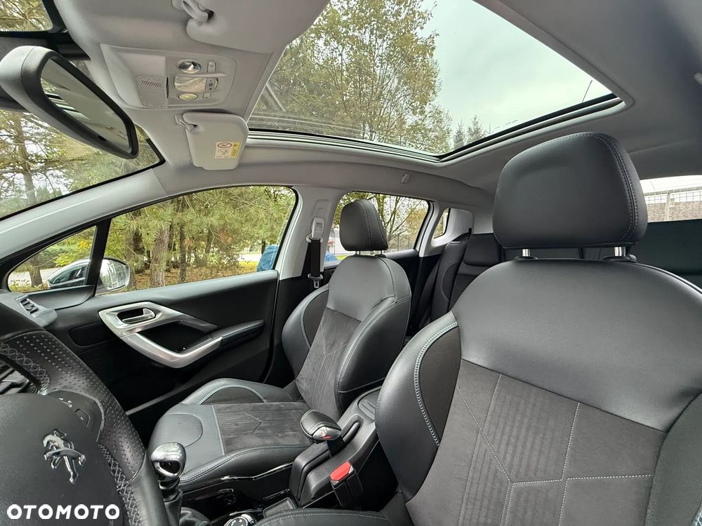 Peugeot 2008 1.2 Pure Tech GPF Crossway S&S - 15
