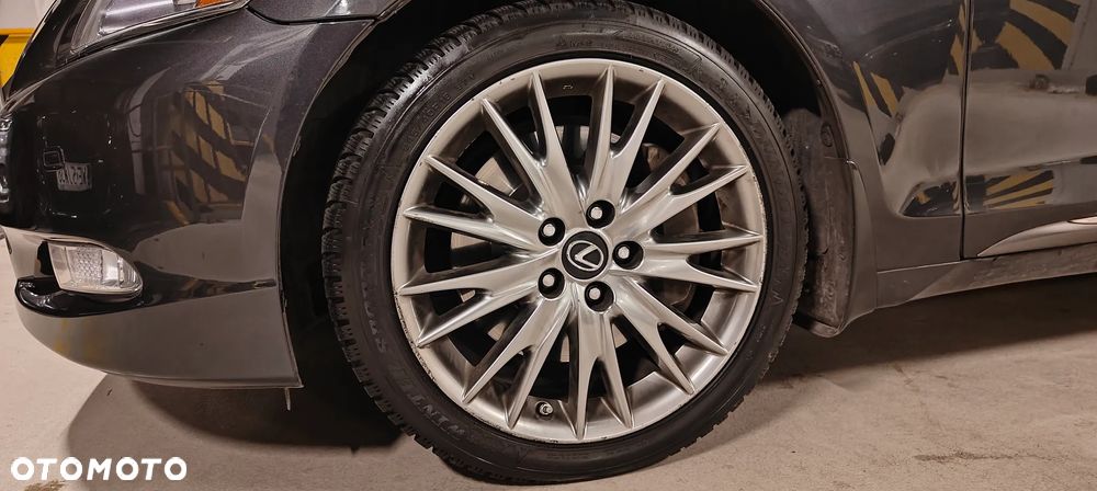 Lexus GS - 18