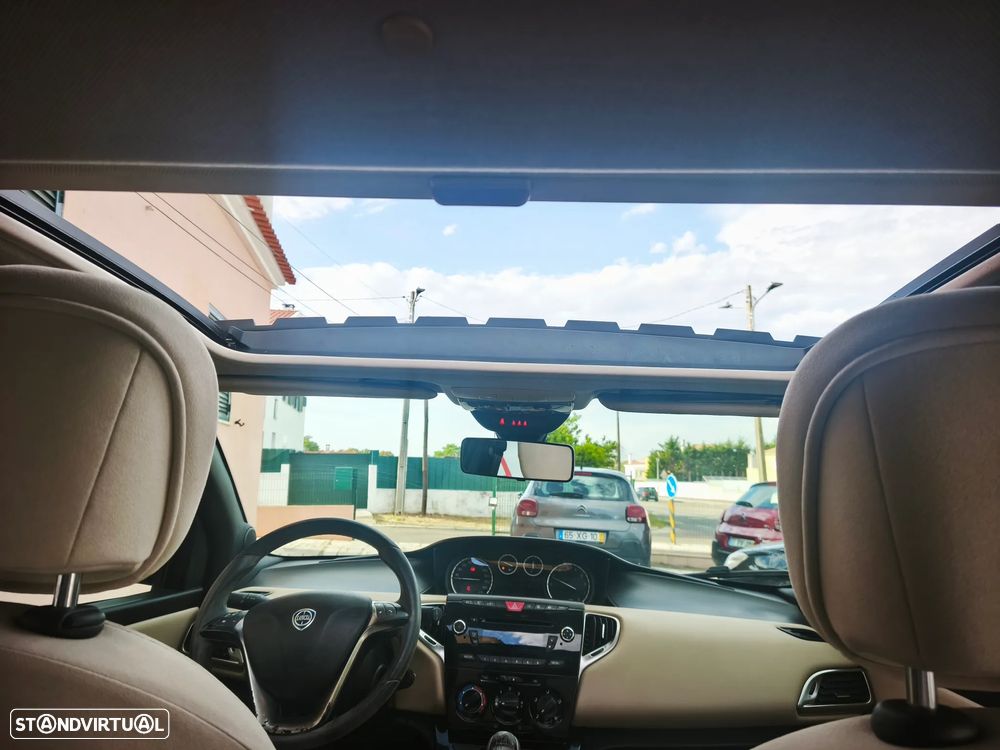 Lancia Ypsilon 1.2 S&S Platinum - 24