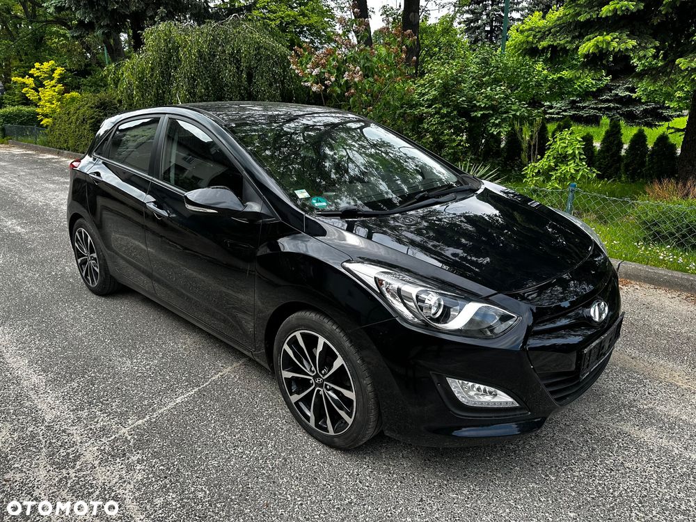 Hyundai i30 1.4 Premium - 1
