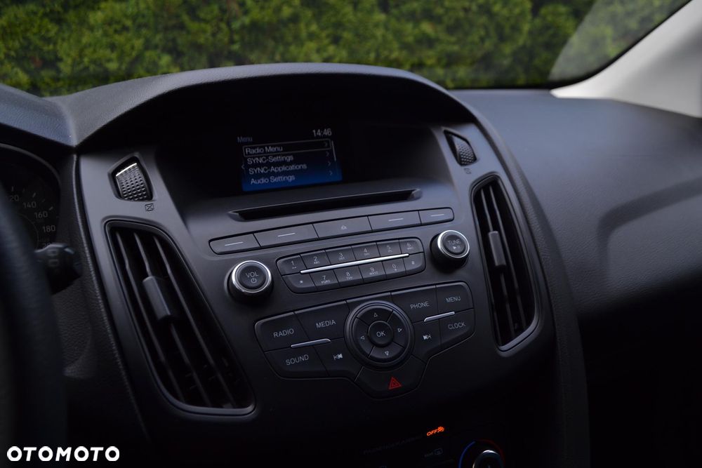 Ford Focus 1.6 Trend MPS6 - 26