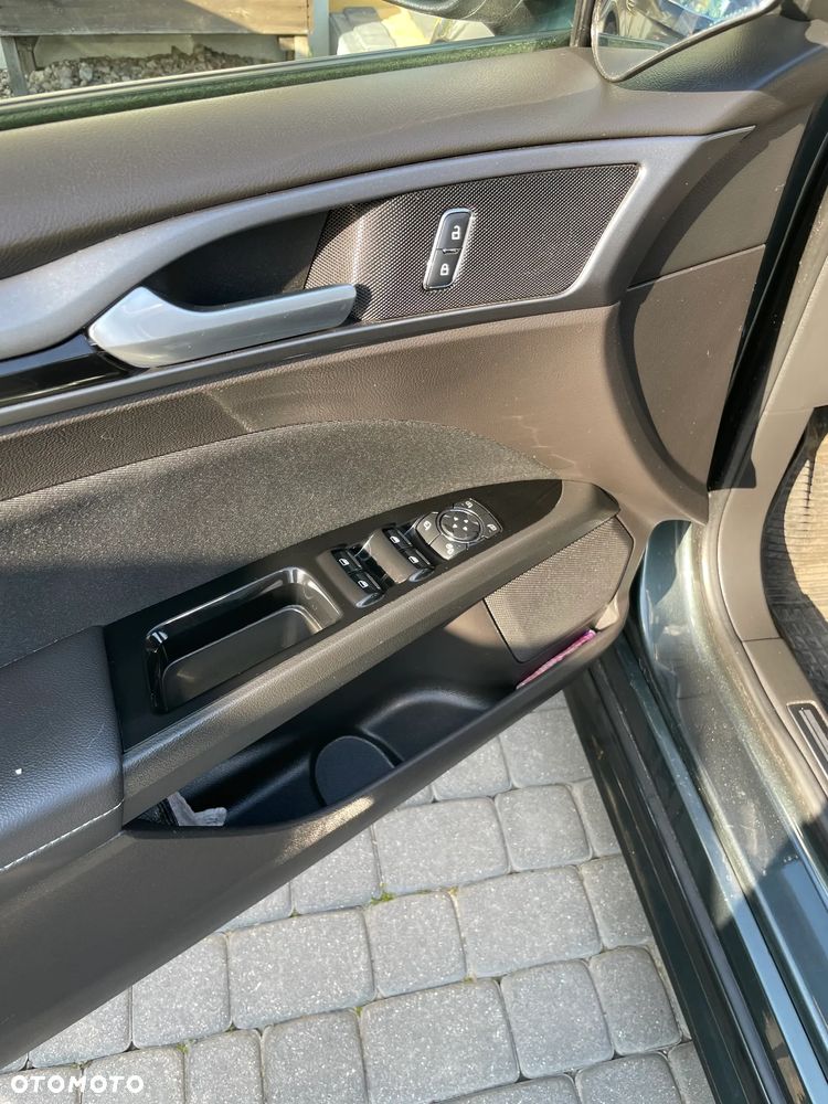 Ford Mondeo 2.0 TDCi STart-Stopp ST-Line - 10