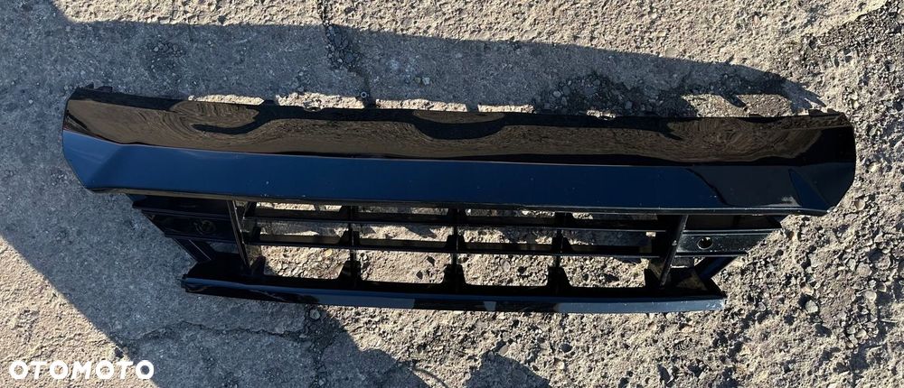 VOLVO XC60 LIFT R-DESIGN KRATKA ŚRODKOWA PRZÓD ZDERZAK 32234959 - 4