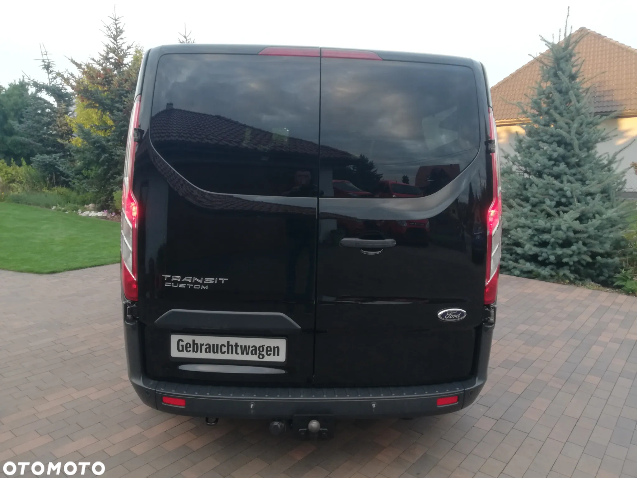 Ford Transit Custom 310 L2H1 Limited - 13