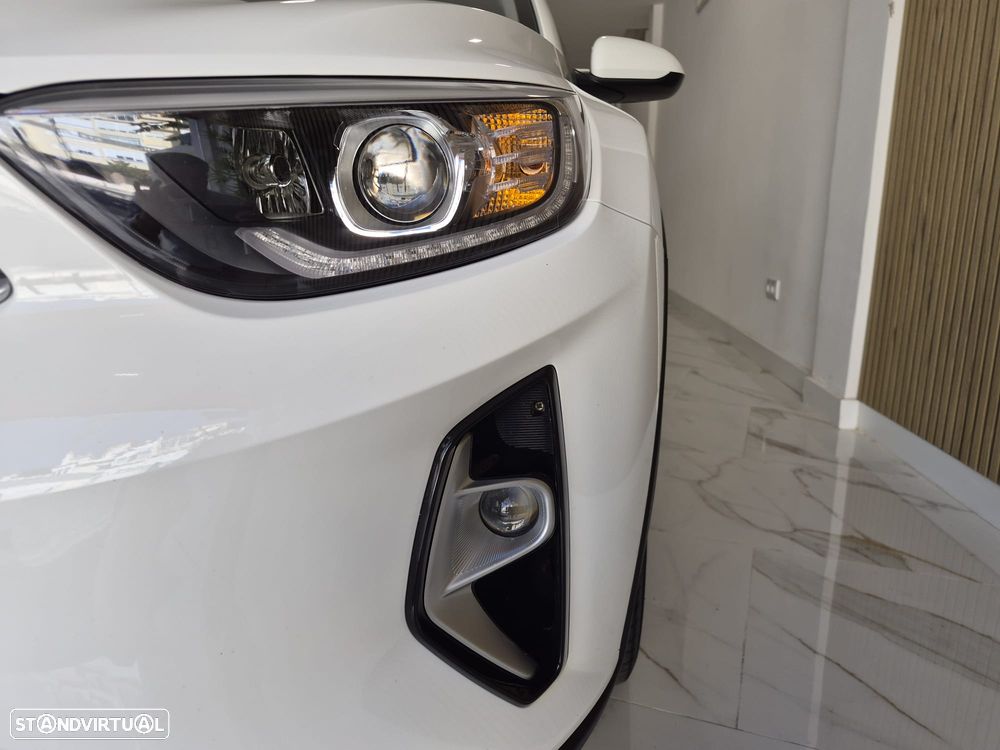 Kia Stonic 1.2 MPi Dynamic — fotografia 9