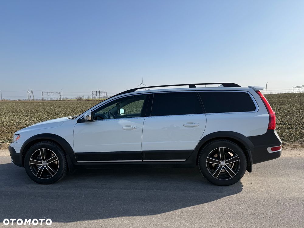 Volvo XC 70 D5 AWD Momentum - 31