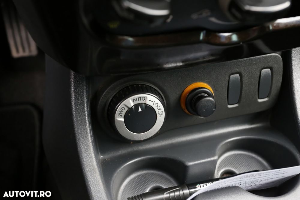 Dacia Duster 1.6 4x4 Prestige - 23