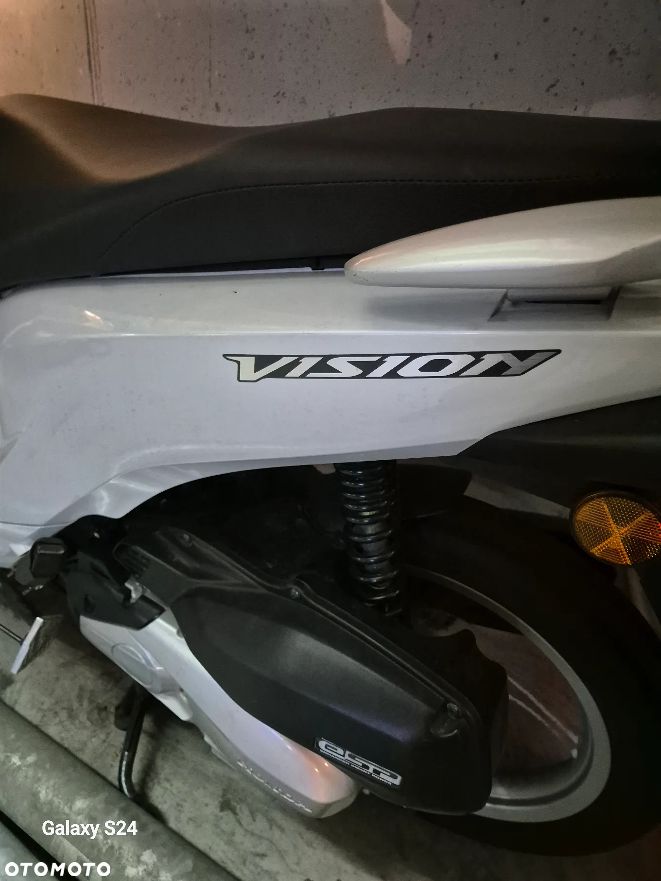 Honda Vision - 5