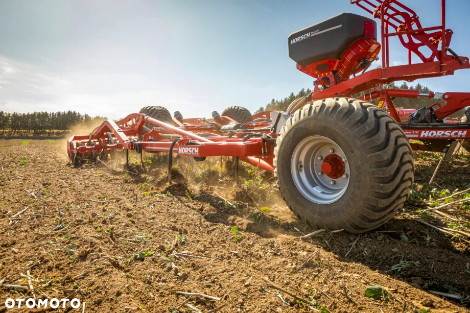 Horsch Criuser 7XL - 3