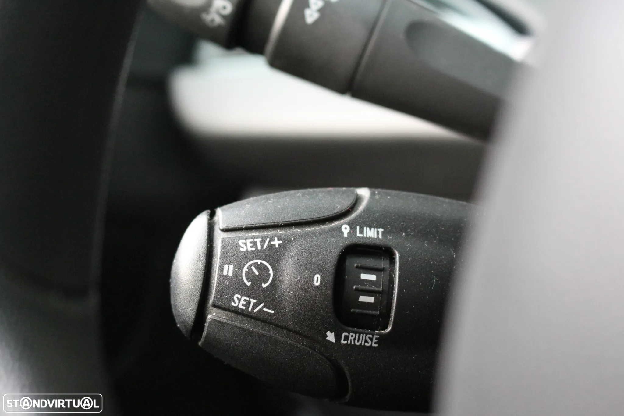 Peugeot 208 PREMIUM PACK 100CV - 14