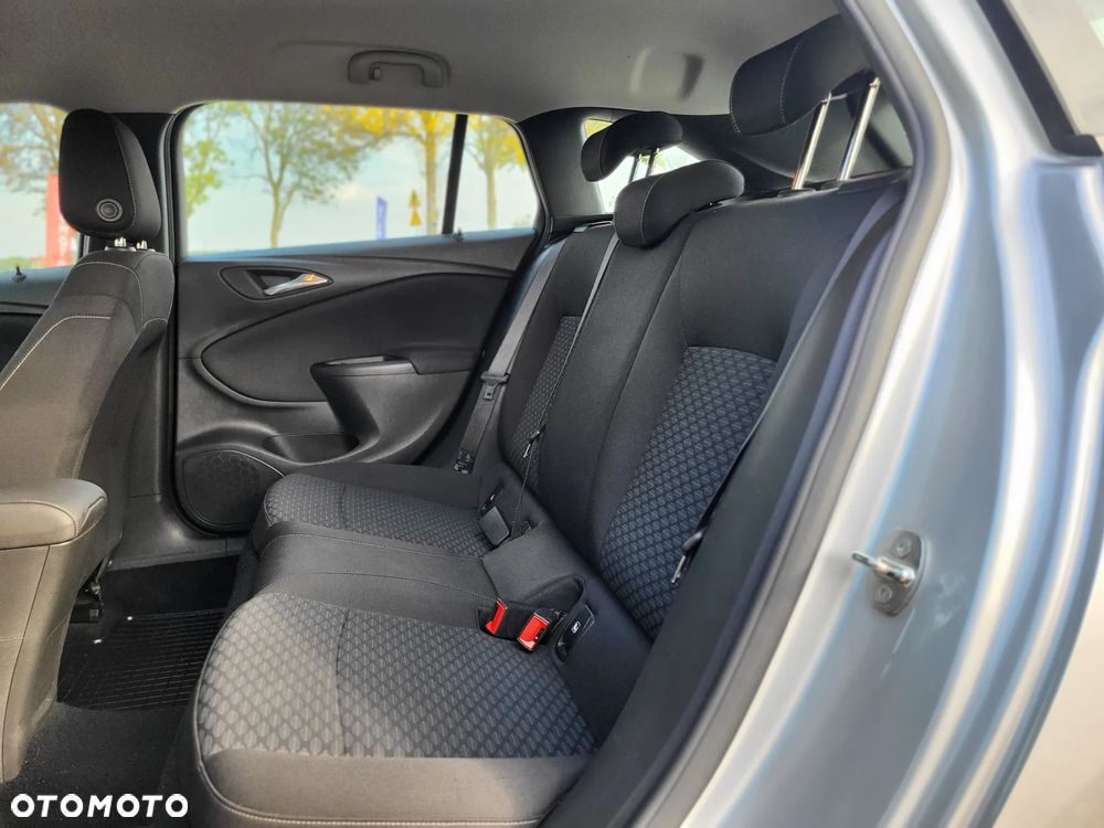 Opel Astra 1.2 T Edition S&S - 15