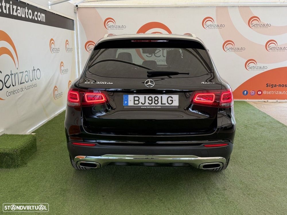 Mercedes-Benz GLC 300 de 4Matic 9G-TRONIC Exclusive - 9