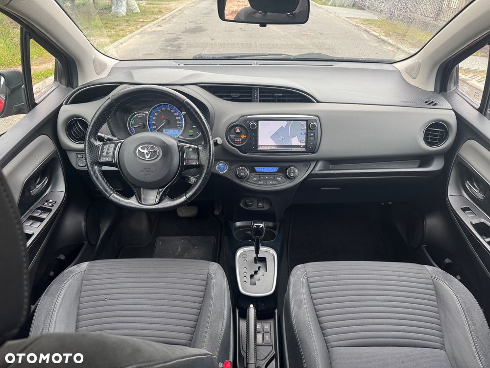 Toyota Yaris Hybrid 1.5 VVT-i Comfort mit Design Paket - 12