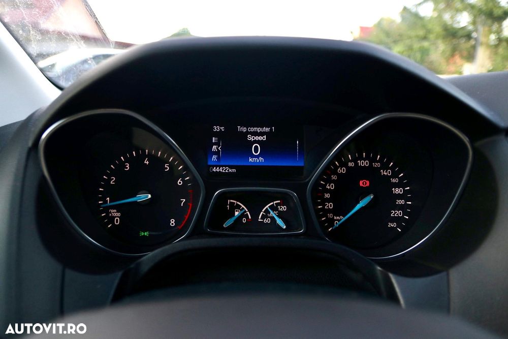 Ford Focus - 9