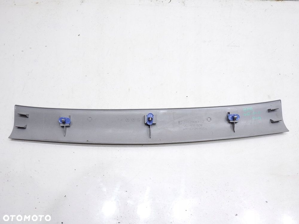 LISTWA PODSUFITKI TYŁ OPEL ASTRA H KOMBI - 4