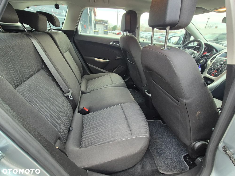 Opel Astra 1.6 Style - 29