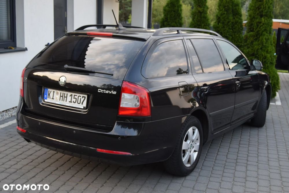 Skoda Octavia 1.6 TDI Premium Edition - 10