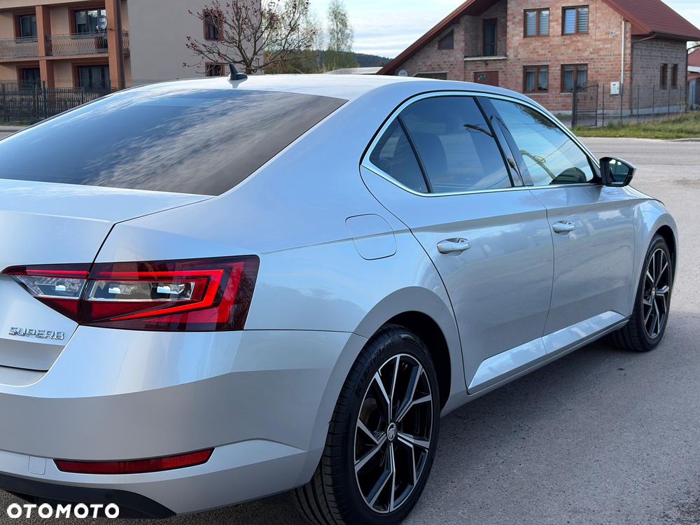 Skoda Superb 2.0 TDI Style DSG7 - 10