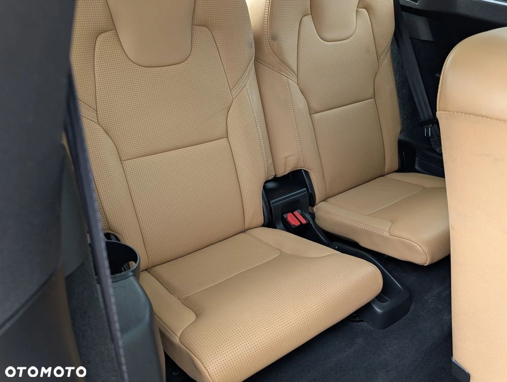 Volvo XC 90 D5 AWD Inscription 7os - 21