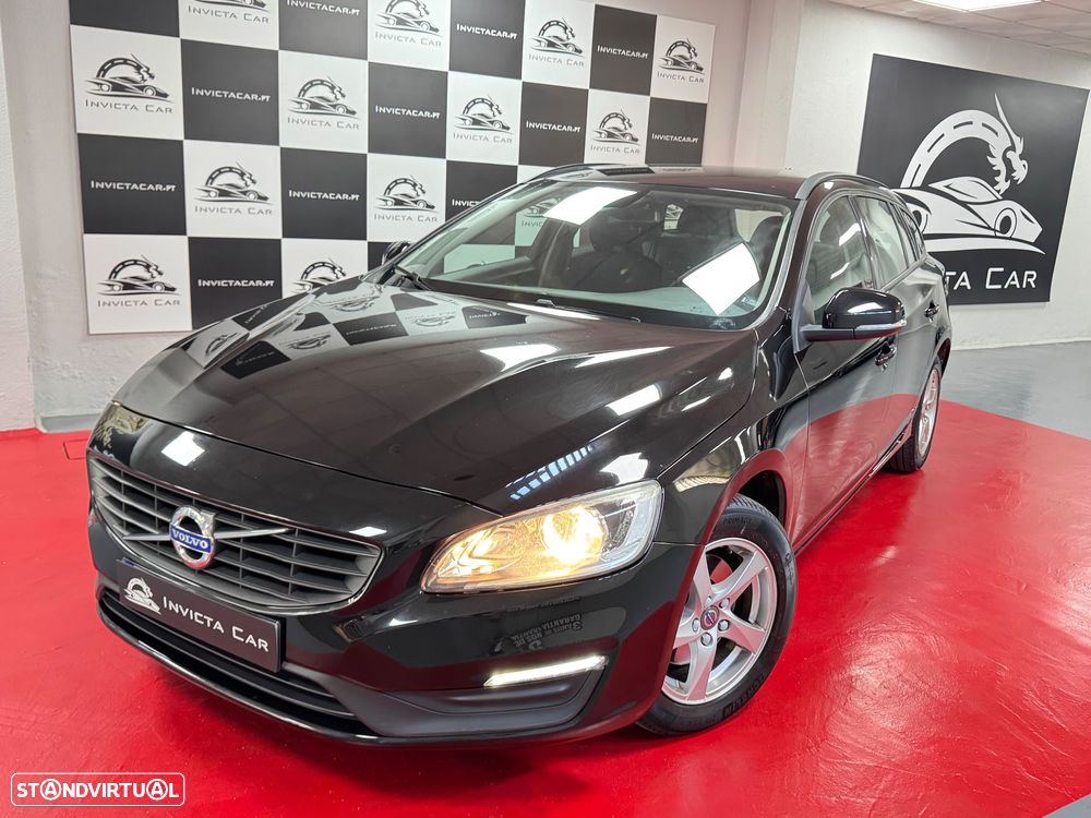 Volvo V60 D2 Momentum - 1