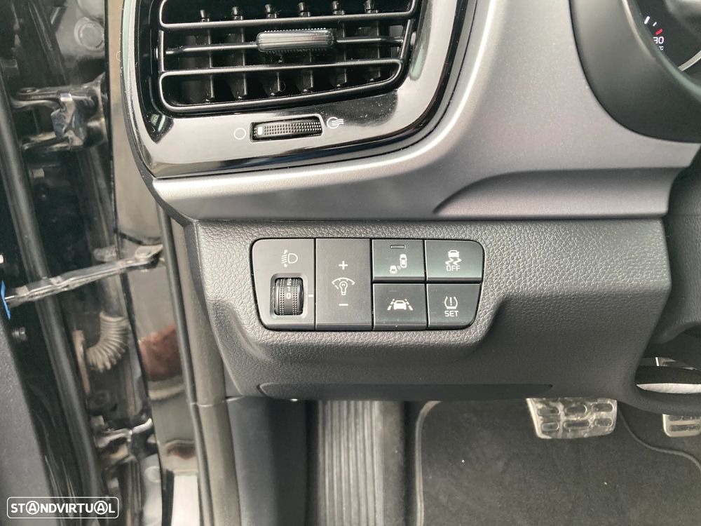 Kia Stonic 1.0 T-GDI DCT OPF Platinum Edition - 21
