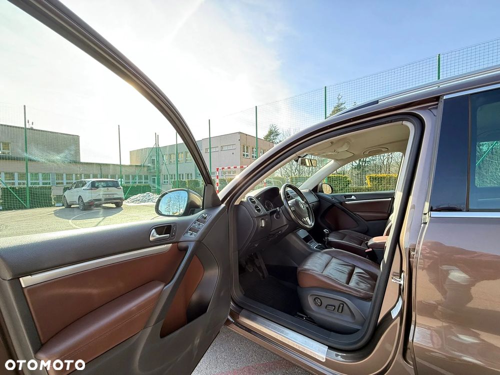 Volkswagen Tiguan 2.0 TDI Perfectline - 13