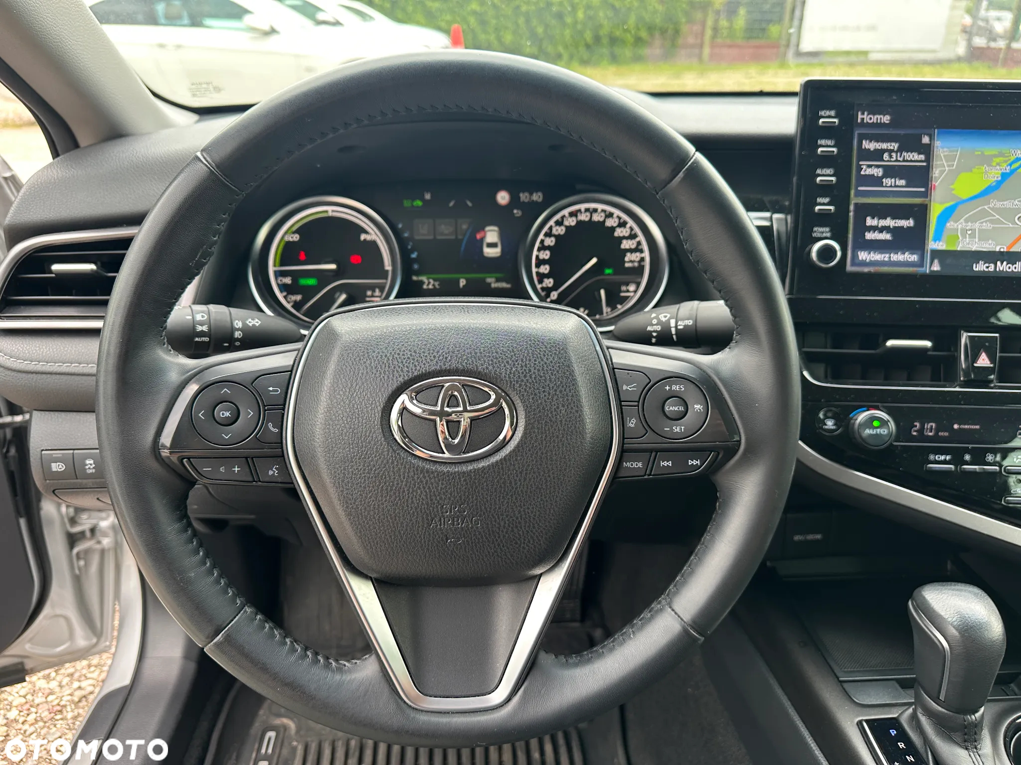 Toyota Camry 2.5 Hybrid Prestige CVT - 18