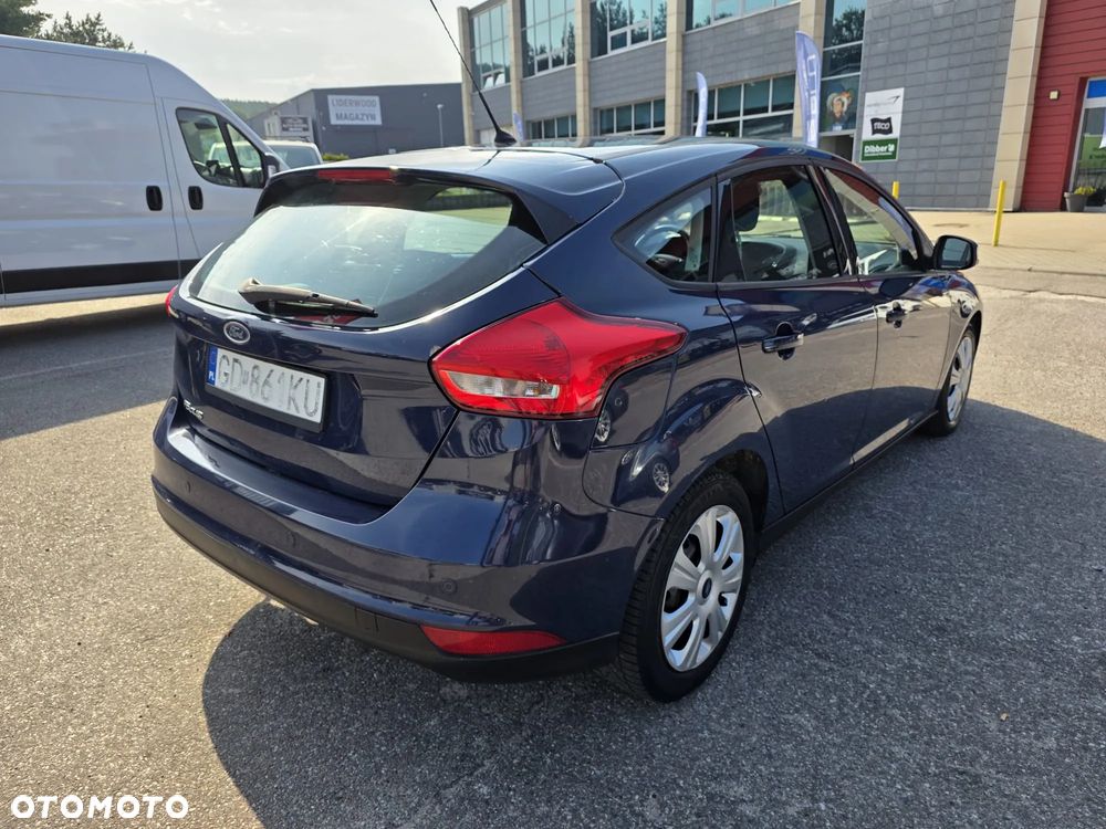 Ford Focus 1.5 TDCi SYNC Edition - 10