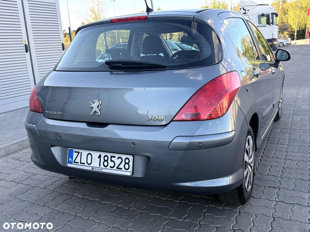 Peugeot 308 - 11