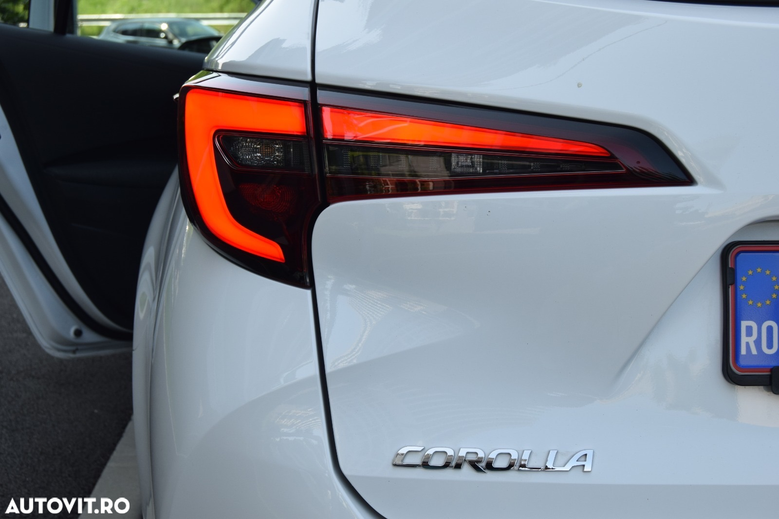 Toyota Corolla 1.8 HSD Business - 15