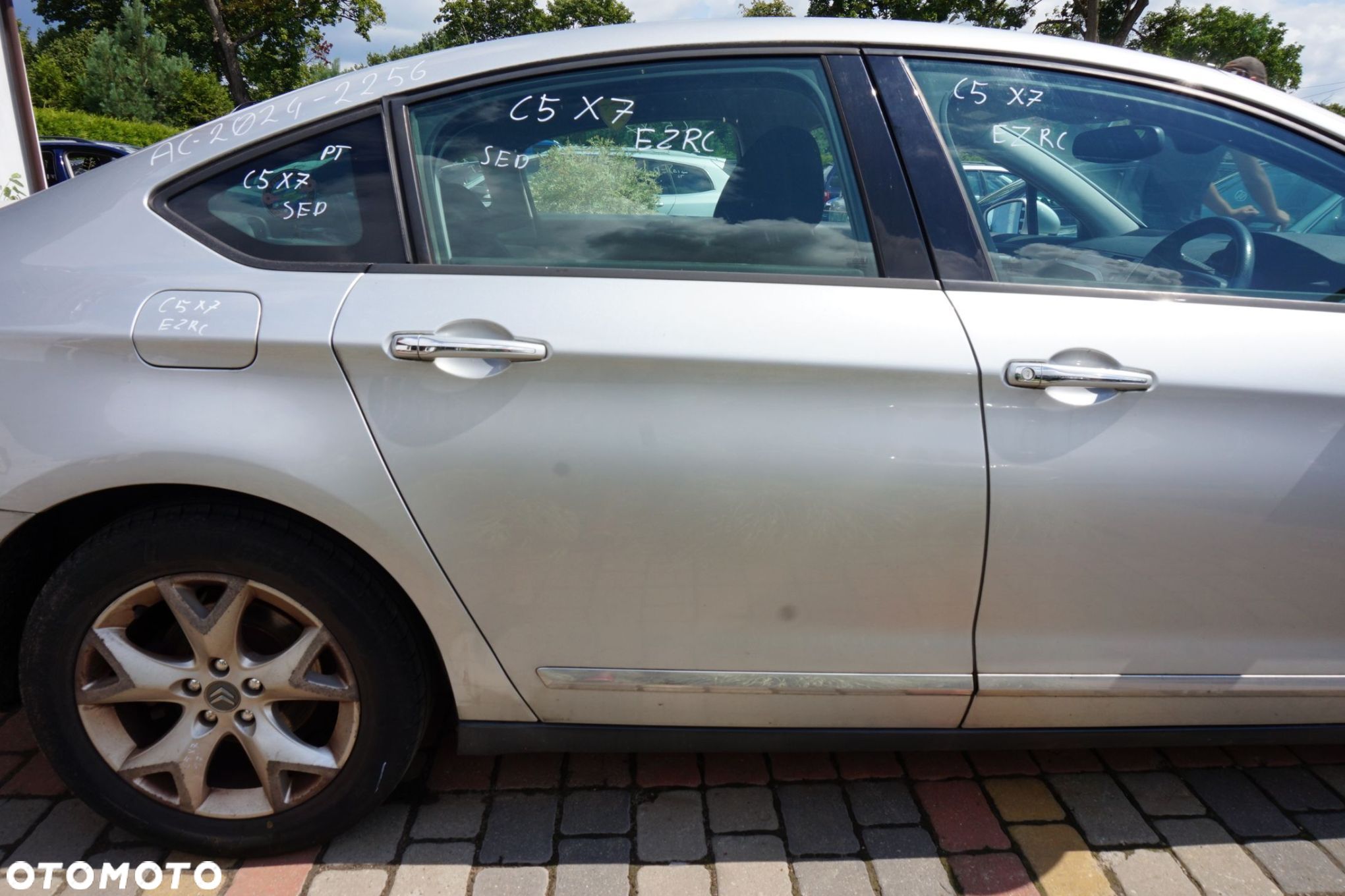DRZWI TYLNE PRAWE C5 III X7 SEDAN EZRC  SREBRNY CITROEN 2008-2017 - 1