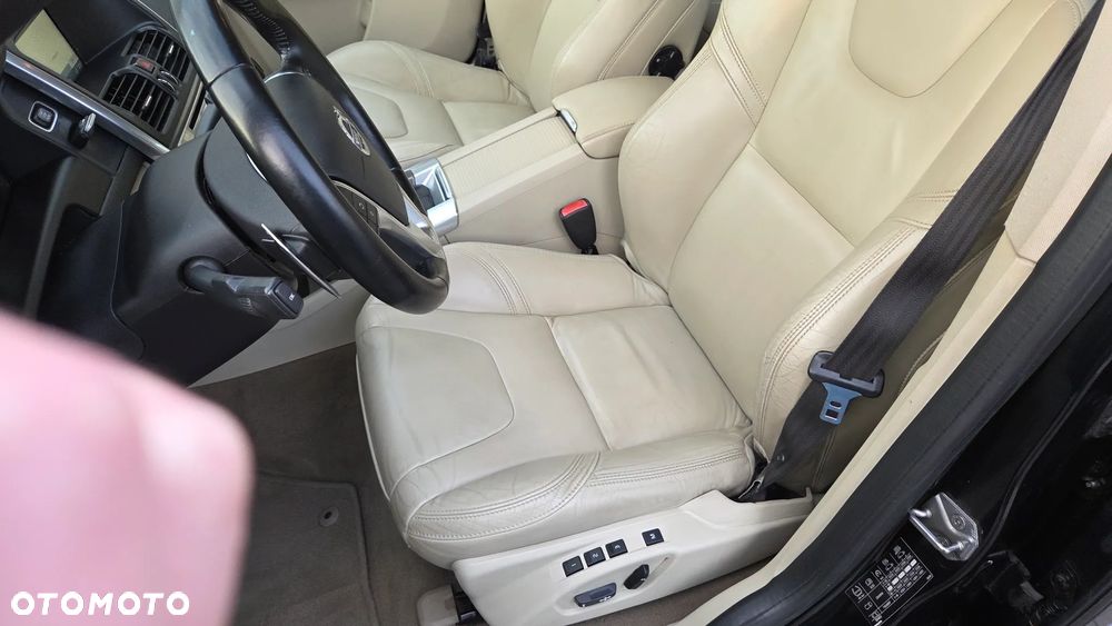 Volvo XC 60 2.4D AWD Summum - 29
