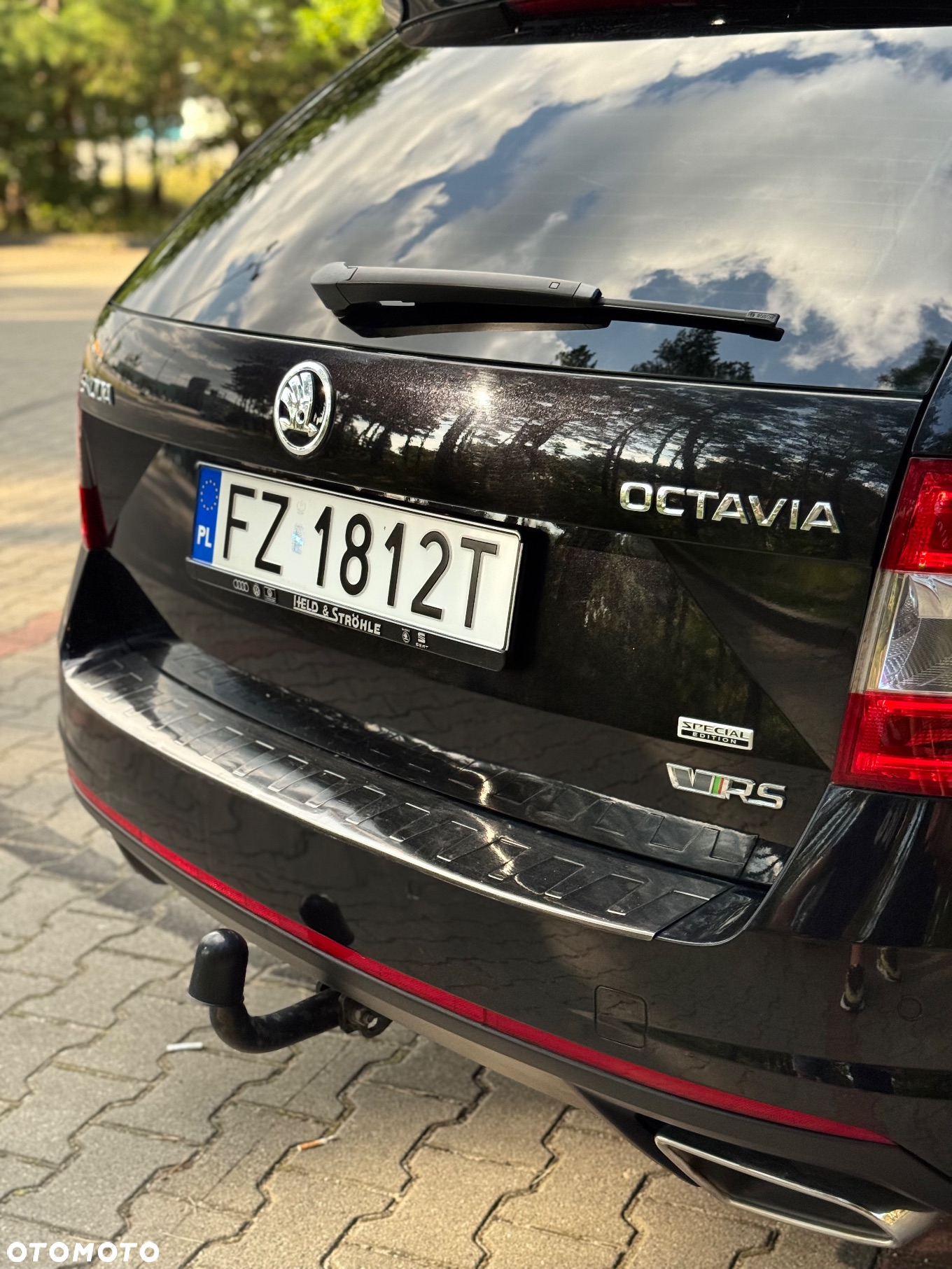 Skoda Octavia Combi 2.0 TDI RS - 8