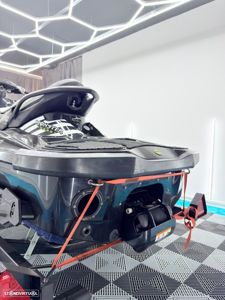 Sea-Doo 260 Riva RXTurbo - 10