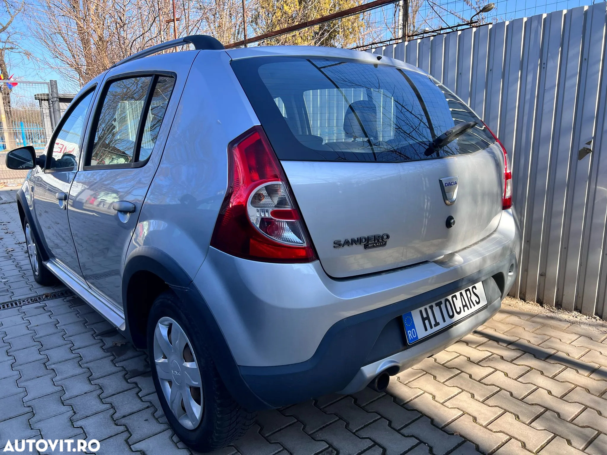 Dacia Sandero - 3