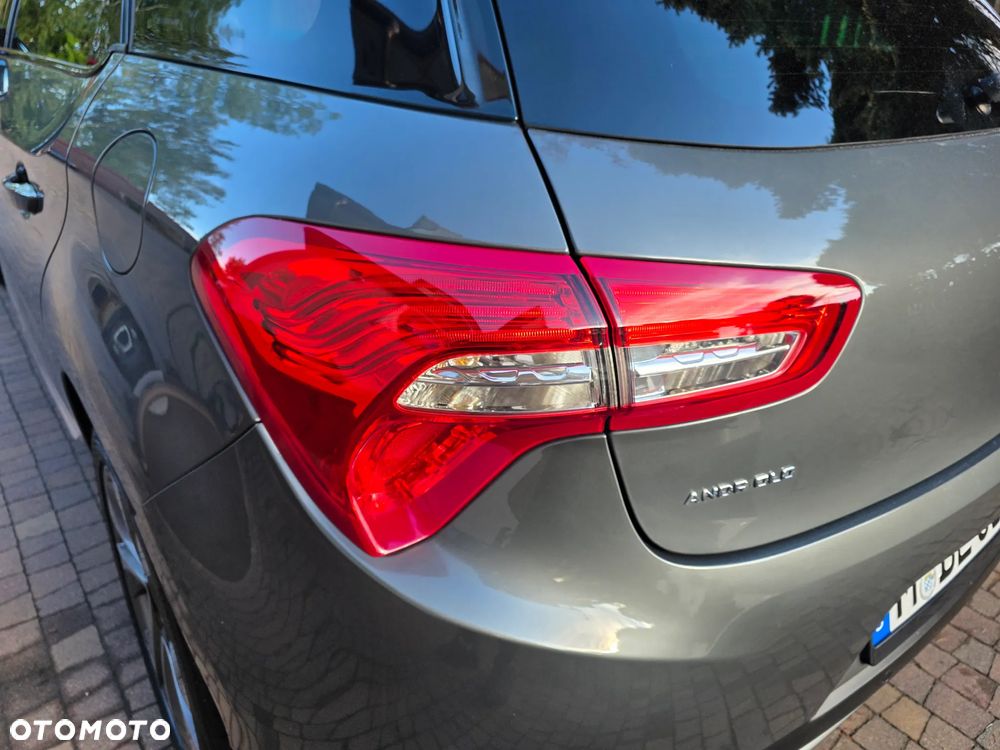 Citroën DS5 HDi 165 SportChic - 10