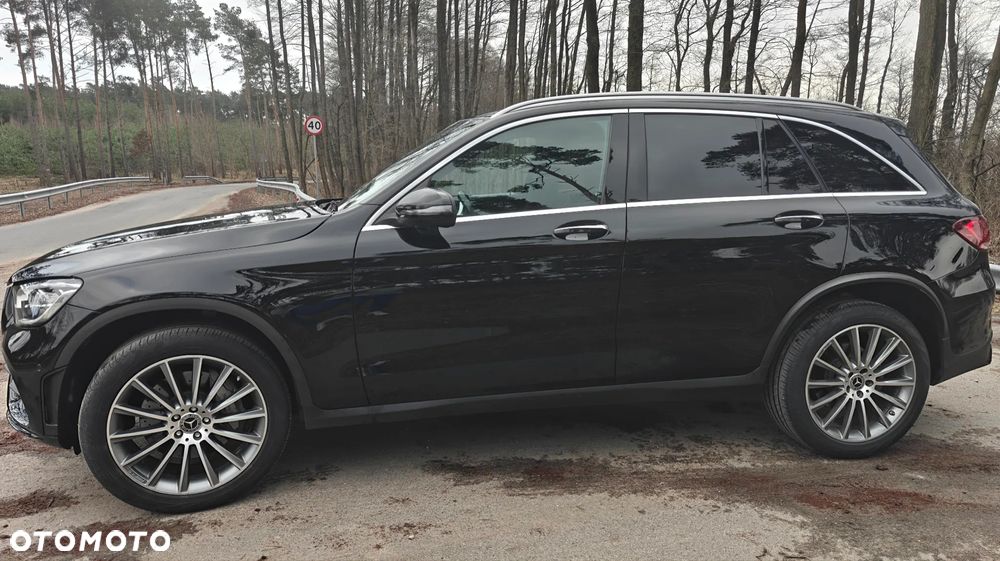 Mercedes-Benz GLC 300 4Matic 9G-TRONIC AMG Line - 6
